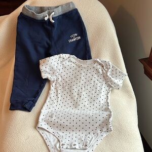 Carter size 24 months outfit